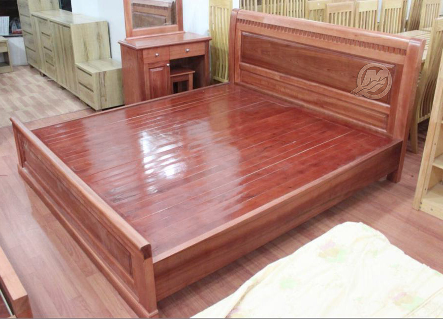 Giường ngủ gỗ xoan đào 1m8 giá rẻ hiện đại