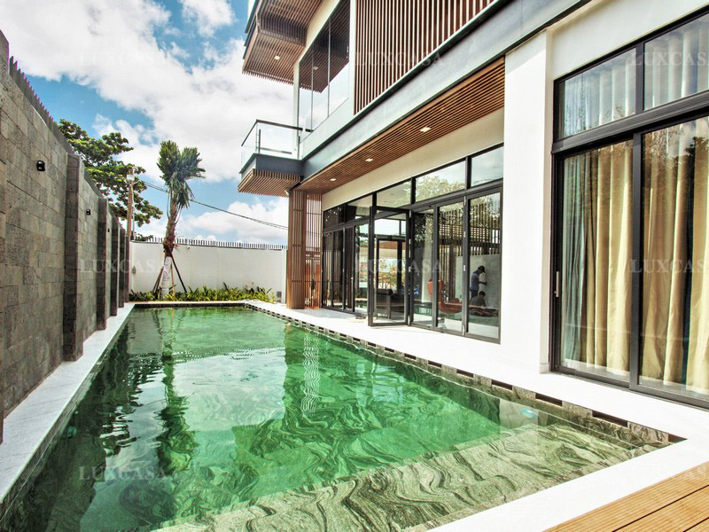 Thiết kế thi công biệt thự hiện đại có bể bơi nhà anh Minh